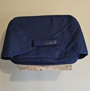 Pyrex Portable Bag For Hot And Cold Food Blue Holds A 9x11 2 Compartments